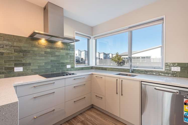 5 Kakapo Lane Redwood_1