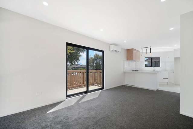 1/21 Caringbah Drive Papatoetoe_1