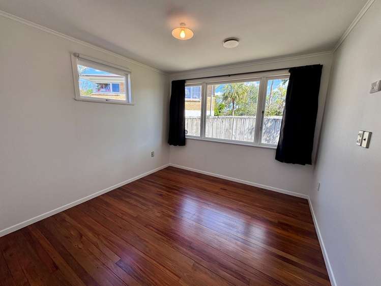 12 Maire Street Tikipunga_10