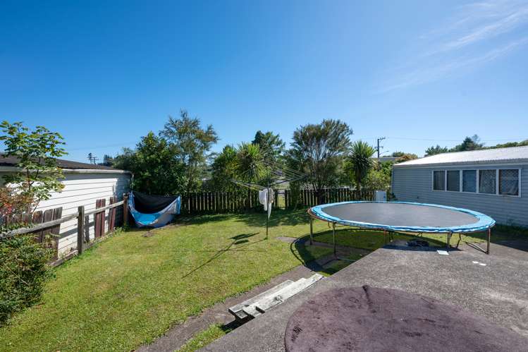 13 Byron Grove Owhata_12