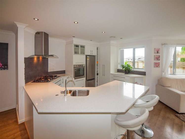 19 Yarnbrook Grove Churton Park_3