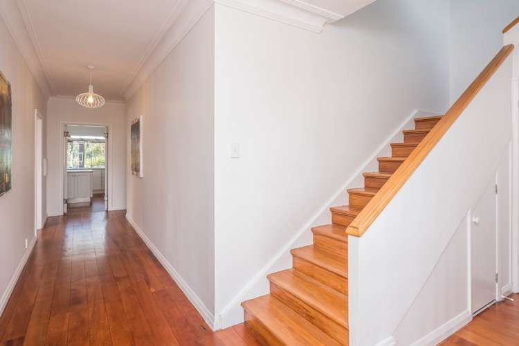 9 Lemnos Avenue Karori_10