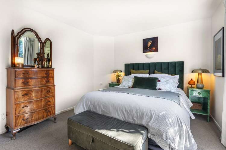 110 Idris Road Bryndwr_14