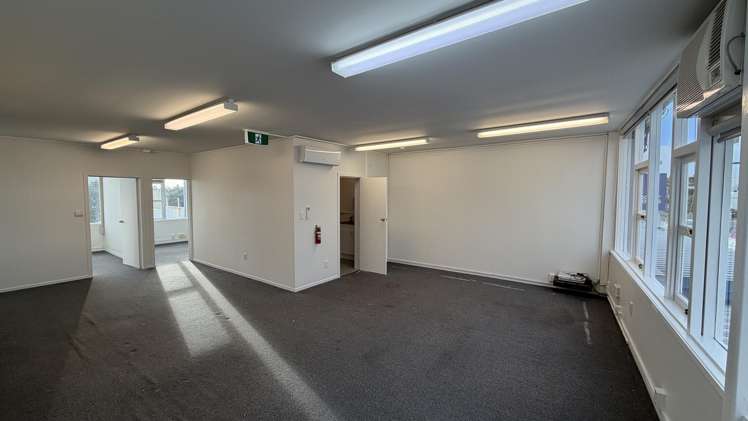 Shop 3,424 Lake Road Takapuna_4