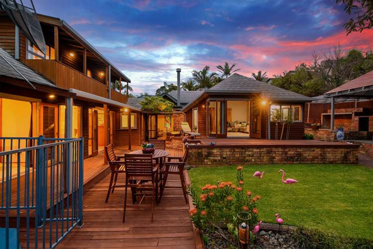 16 Braemar Road Castor Bay_1