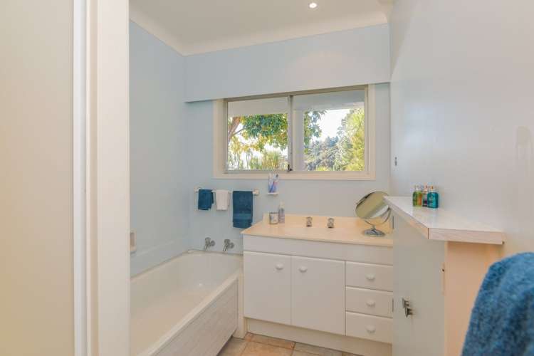 103 Kawakawa Bay Coast Road Kawakawa Bay_17