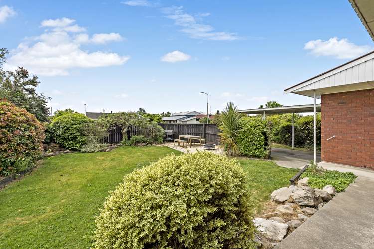 17 Queens Drive Allenton_17