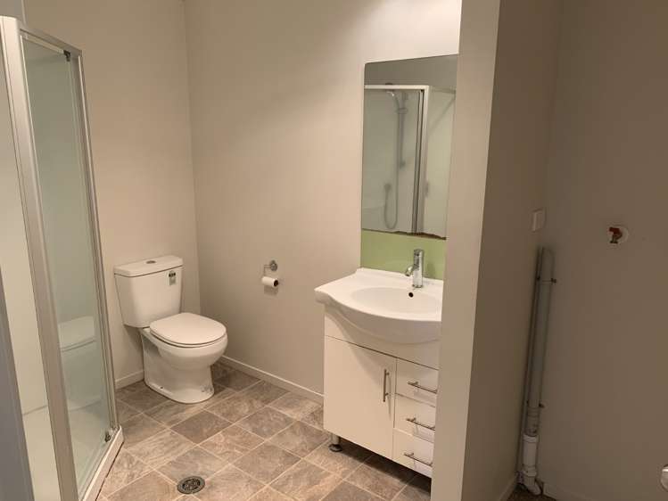 1/240 Old Farm Road Hillcrest_8