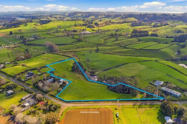 Rare 3.35 Hectare Lifestyle Block in Pukekohe
