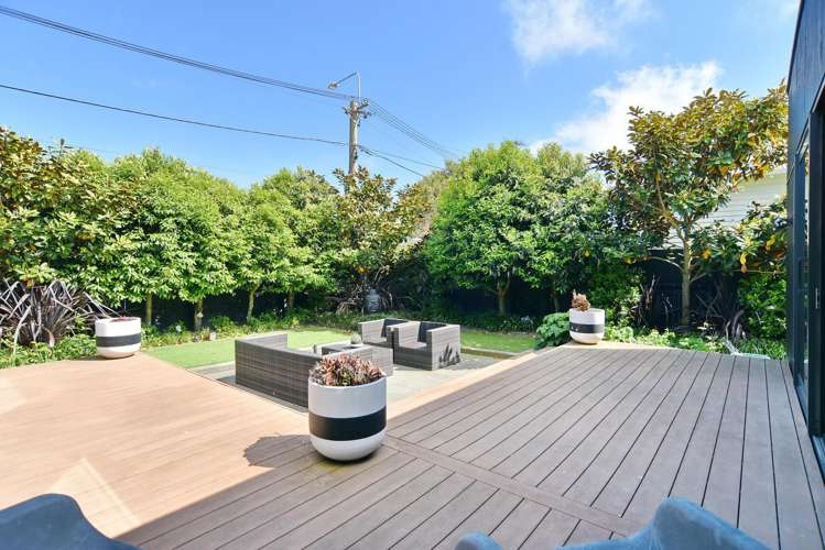 102 Hills Road Edgeware_30