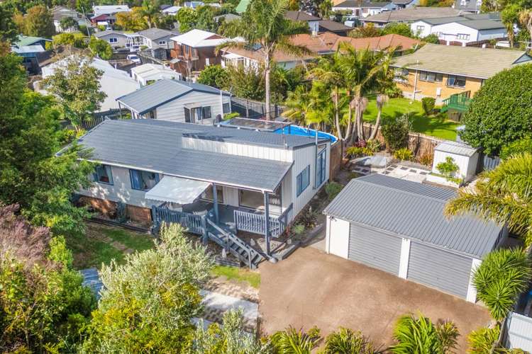 7A & 7 Gleneagles Grove Wattle Downs_25