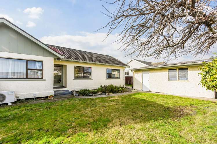 5 Maitland Avenue Stoke_10