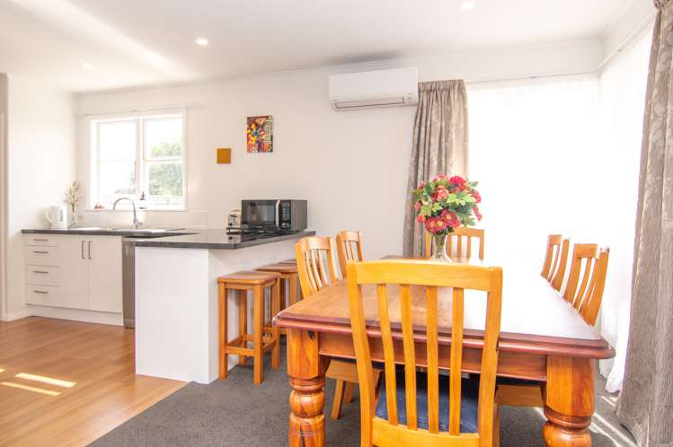 5 Sefton Avenue Highbury_4