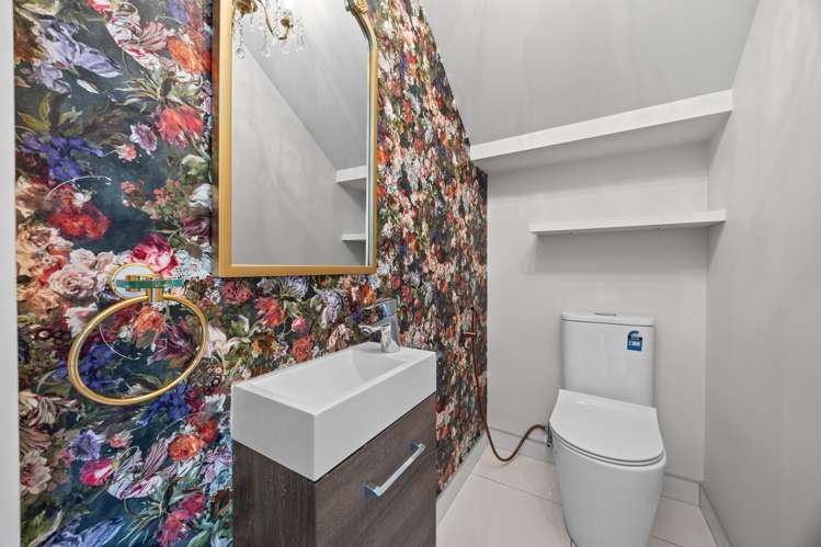 16 Lime Hill Rise Flat Bush_20