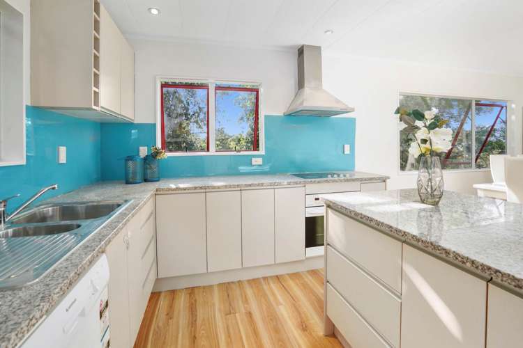 2/87 Woodglen Road Glen Eden_7