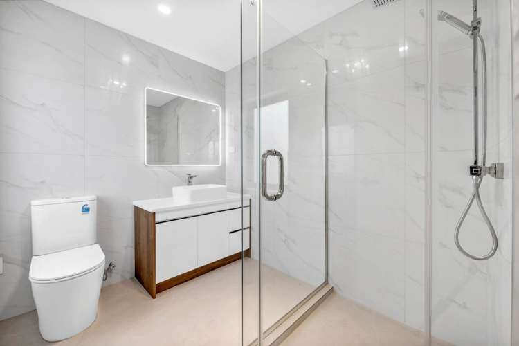 3/7 Edgar Pearce Place Howick_18