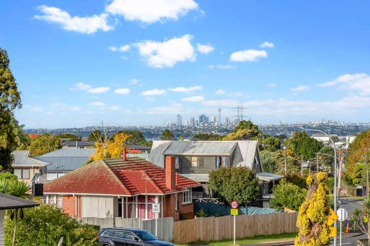 6/16 Treasure Lane Te Atatu South_1