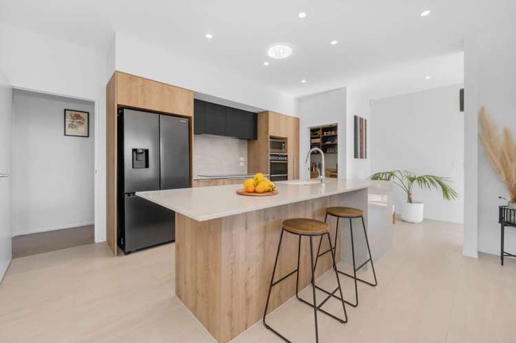 24 Marine Garden Crescent Beachlands_8
