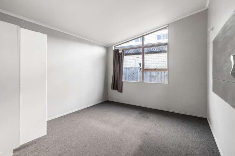 297 Massey Road Mangere East_9
