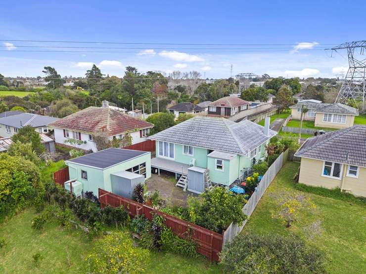 First-home buyers snapped up an ex-state home on Angus Street, in Auckland's Ōtara, for $675,000. Photo / Supplied