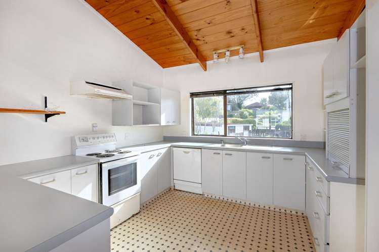 5 Whakaari Road Waiotahe_4