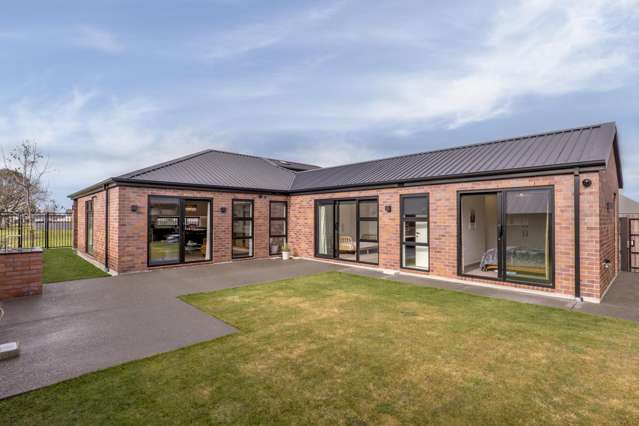 Park outlook - modern comfort and lasting quality