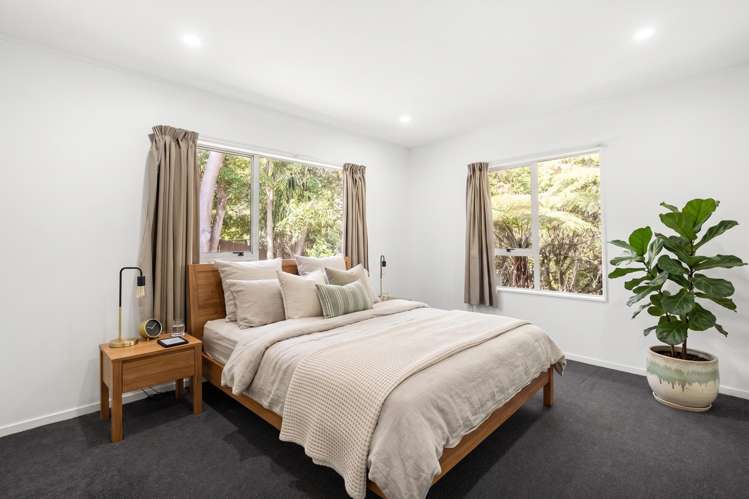 2/8 Thistledew Place Bayview_7