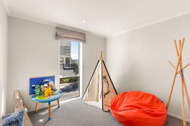 91 Glidepath Road Hobsonville_11