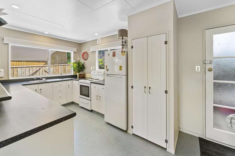 2/41 Douglas Road Wakatu_7