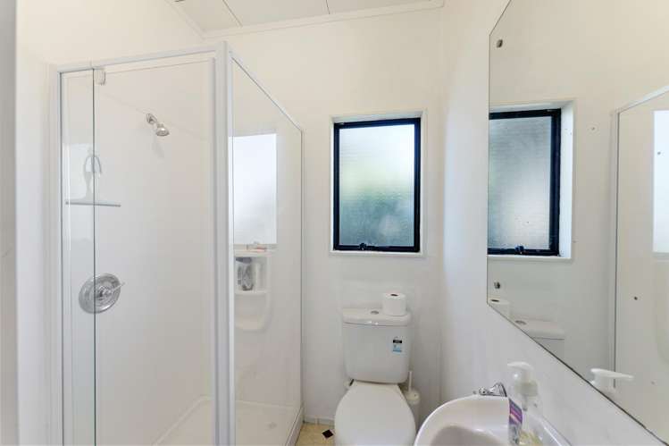 9 Moana Street Otaki Beach_15