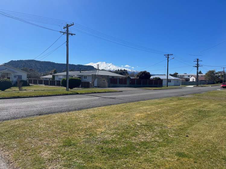 19 Moore Street Ohakune_3