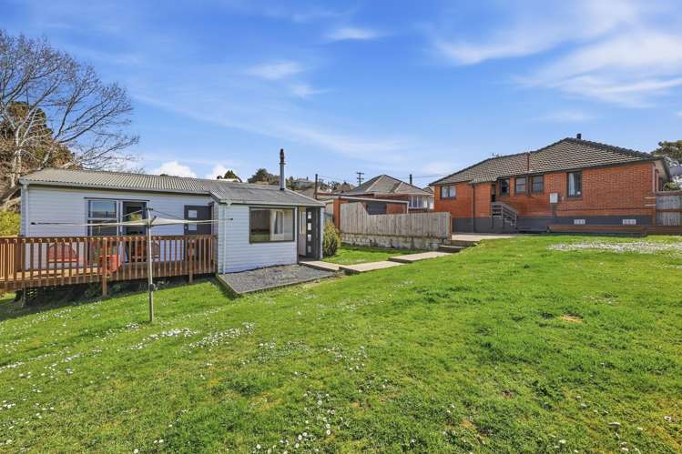 5 Columba Avenue Calton Hill_16
