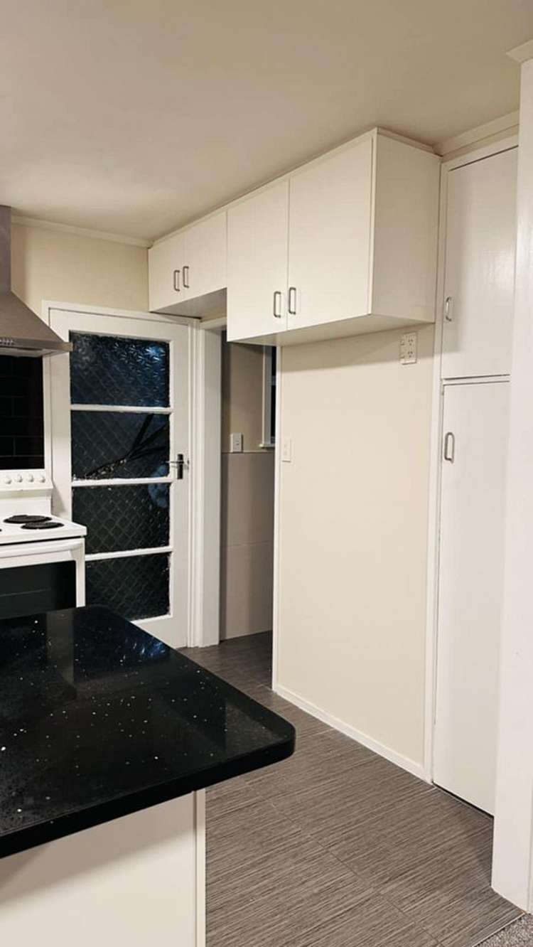 1/222 Edmonton Road Te Atatu South_8