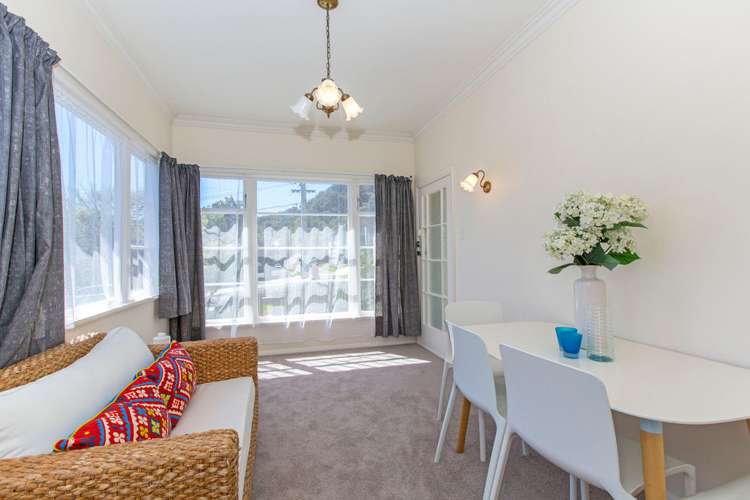 1/217 Whites Line East Waiwhetu_5