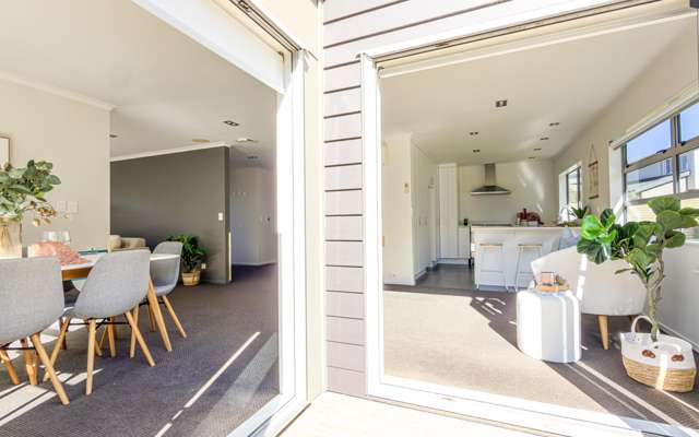 11 Yarnbrook Grove Churton Park_1