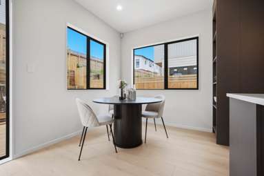126 Whiteywood Street_4