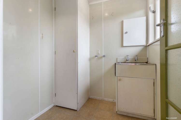 7 Reiman Street New Lynn_15