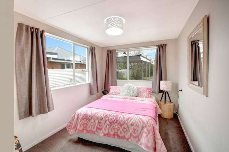 15C Lanark Street Mosgiel_13