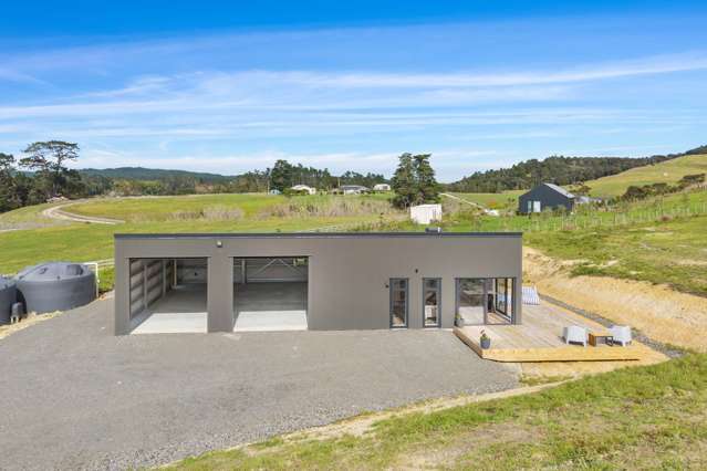 Liveable Shed + Land