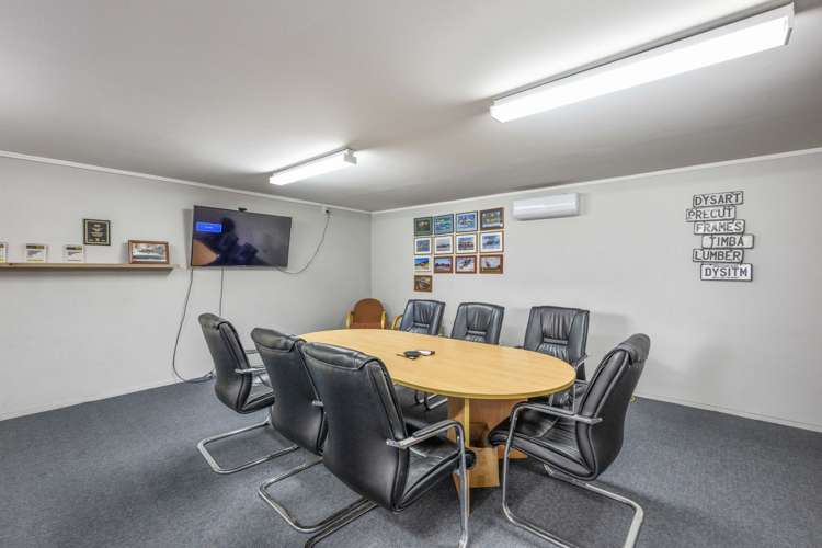 88 Merton Road St Johns_5