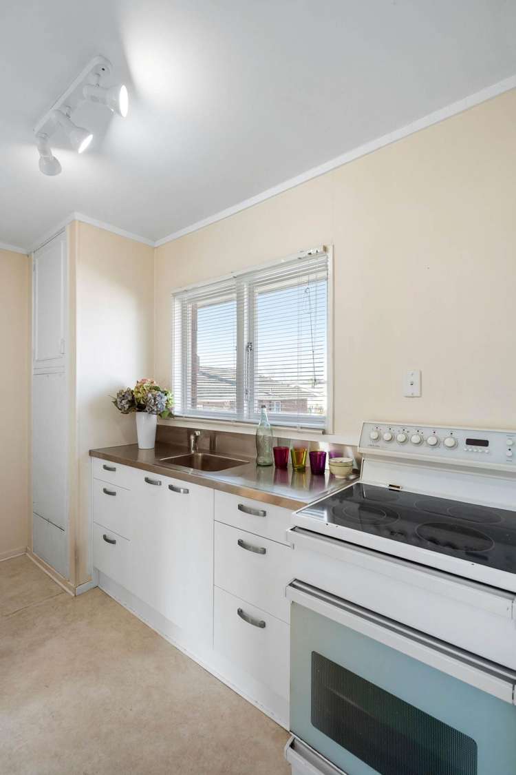 9/27 Nikau Street New Lynn_21