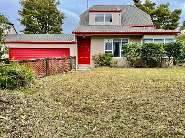 Sunny & spacious home in great school zones