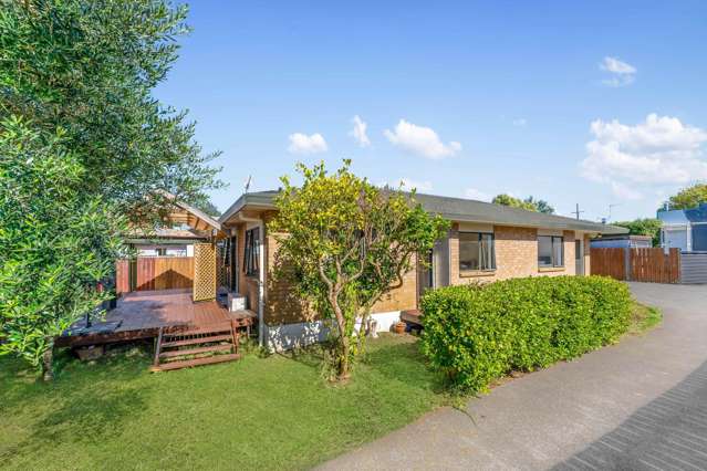 Vendors want SOLD! Make your offer!