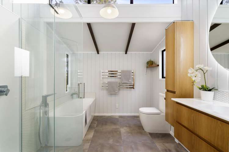 88 Park Hill Road Birkenhead_12