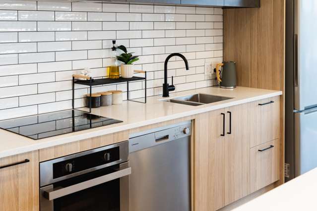 14 Trudi Place Green Island_4