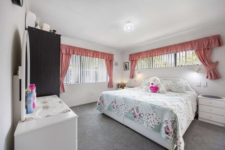 7 Len Garlick Place Pahurehure_5