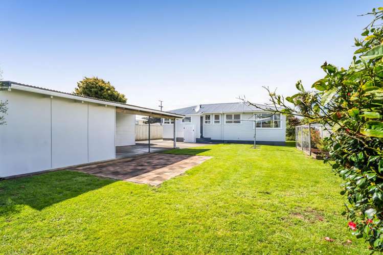 114 Fairfield Road Hawera_16