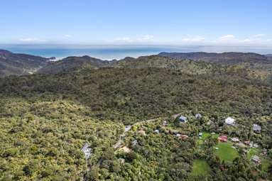 83 Anawhata Road_2