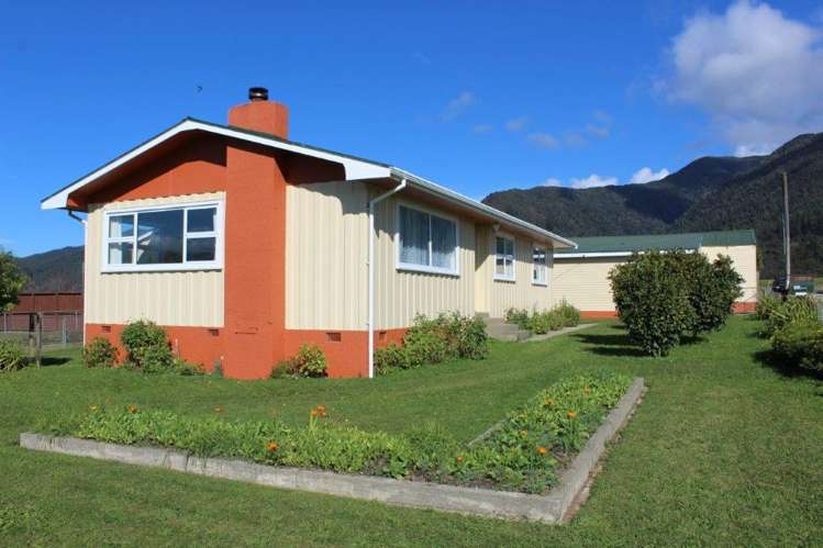 653 Long Plain Road Takaka_1