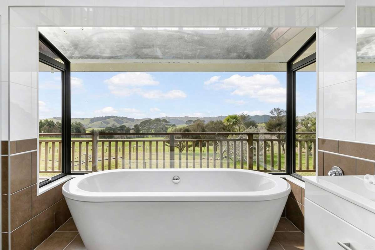 645 Whitford-Maraetai Road_3